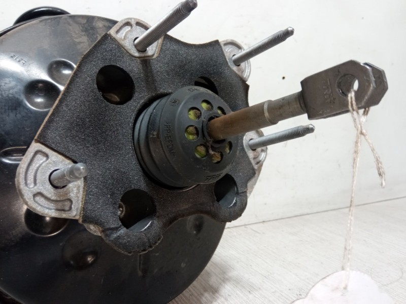 Recambio de servofreno para renault clio iv (bh_) 1.2 16v referencia OEM IAM 472104788R  