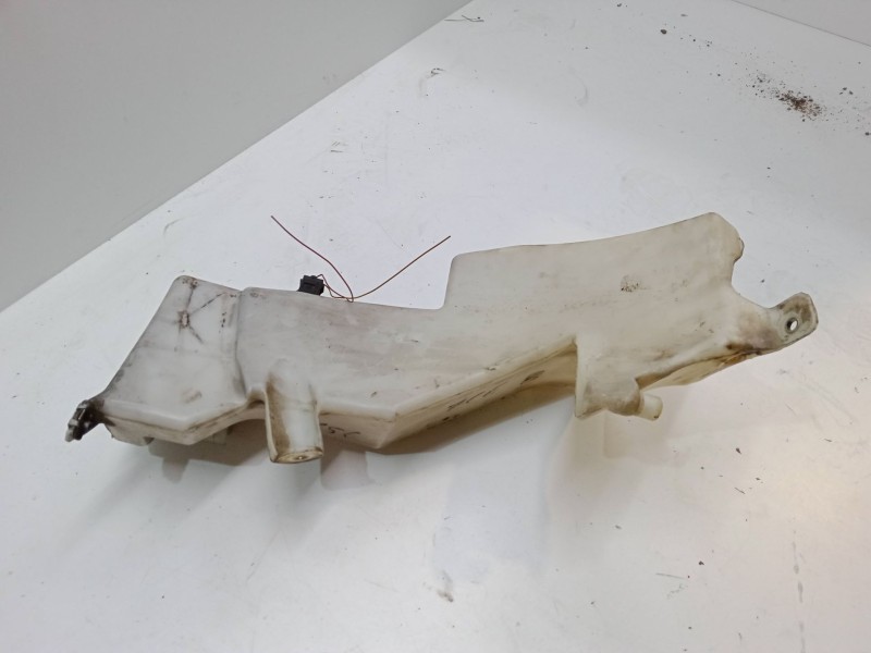 Recambio de deposito limpiaparabrisas para audi a4 b6 (8e2) 2.0 referencia OEM IAM   