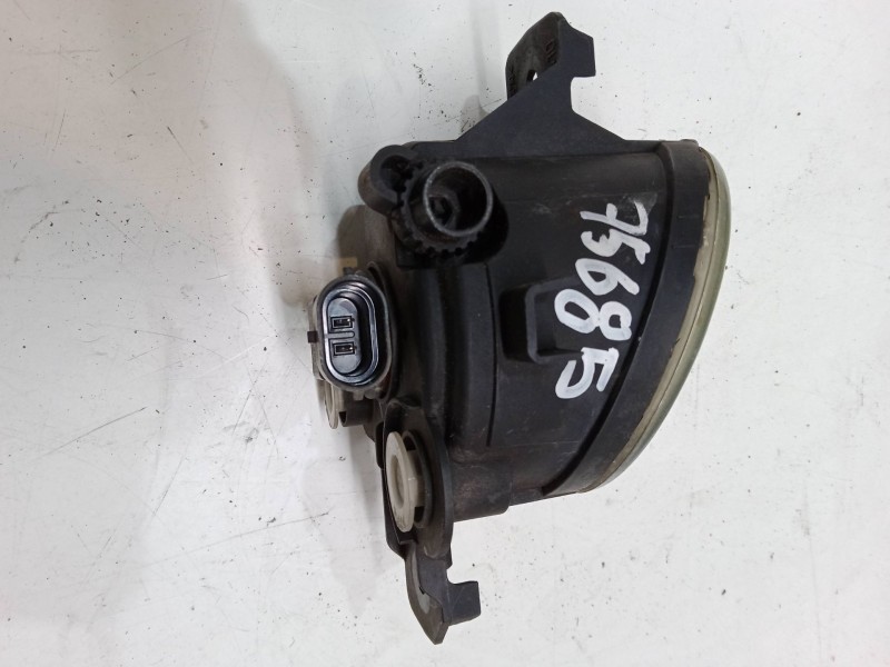 Recambio de faro antiniebla izquierdo para renault clio ii (bb_, cb_) 1.5 dci (b/cb08) referencia OEM IAM    Recambio de faro antiniebla izquierdo para renault clio ii (bb_, cb_) 1.5 dci (b/cb08) referencia OEM IAM