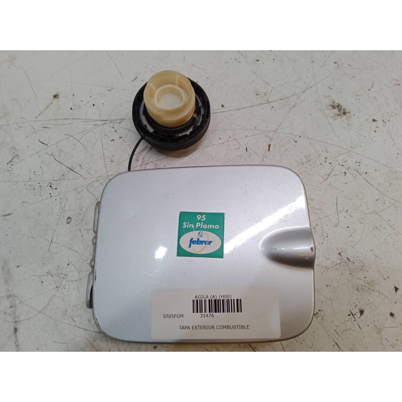Recambio de tapa exterior combustible para opel agila (a) (h00) 1.2 16v twinport (f68) referencia OEM IAM   