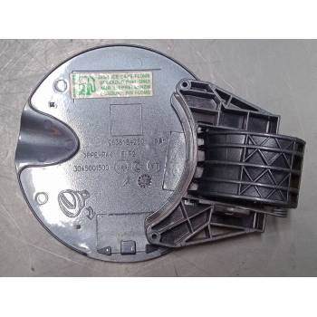 TAPA EXTERIOR COMBUSTIBLE 