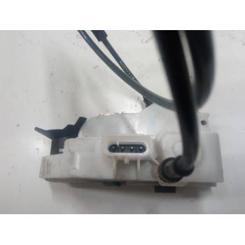 CERRADURA PUERTA DELANTERA IZQUIERDA 