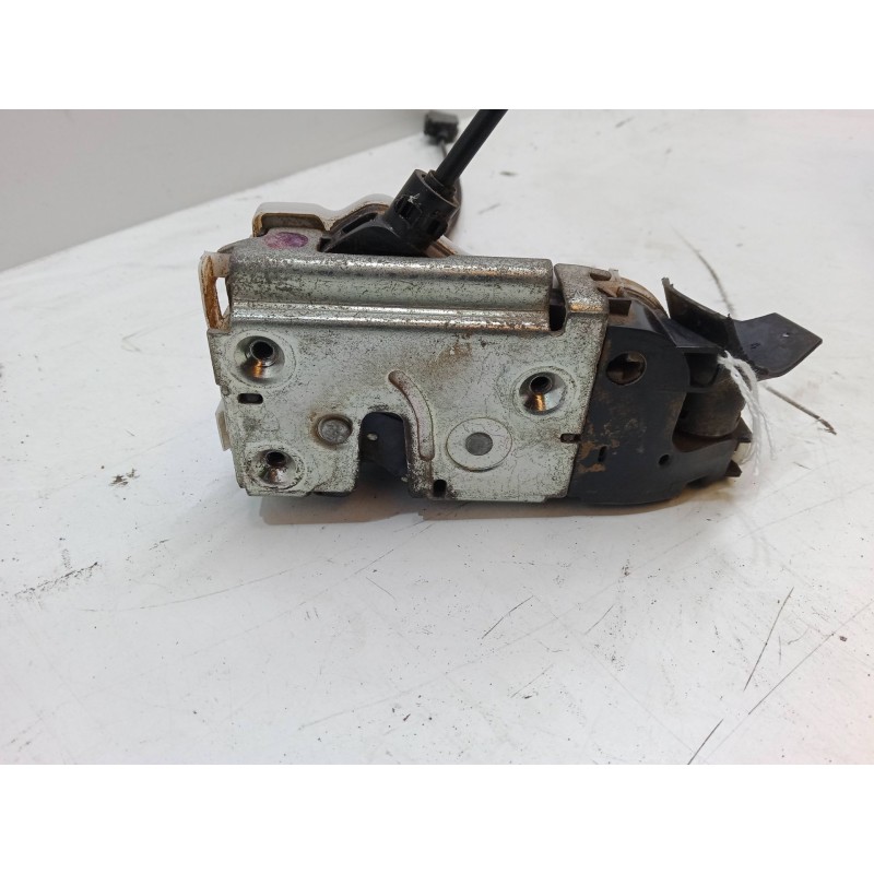 Recambio de cerradura puerta delantera izquierda para renault laguna ii (bg0/1_) 1.9 dci (bg1a, bg1v) referencia OEM IAM   