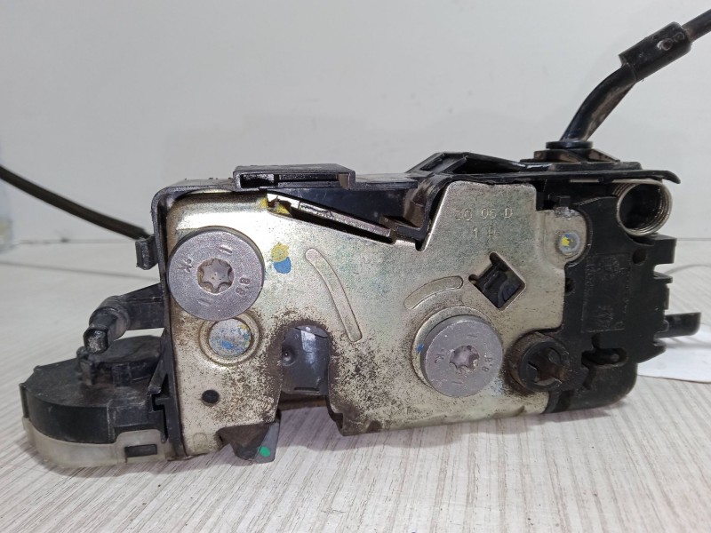 Recambio de cerradura puerta delantera derecha para peugeot 207/207+ (wa_, wc_) 1.6 hdi referencia OEM IAM   