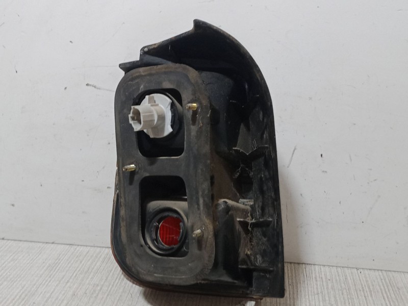 Recambio de piloto trasero derecho para hyundai santamo 2.0 16v referencia OEM IAM   