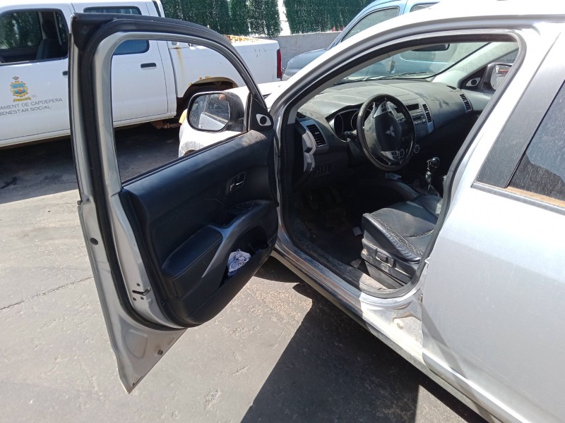 mitsubishi outlander ii (cw_w) del año 2007