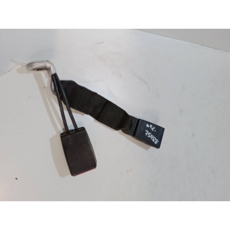 Recambio de anclaje cinturon trasero central para mercedes-benz 124 sedán (w124) 200 e (124.019) referencia OEM IAM   