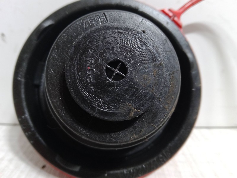 Recambio de tapon combustible para opel combo furgoneta/monovolumen 1.3 cdti 16v referencia OEM IAM   