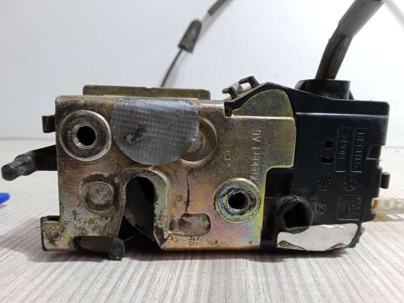 Recambio de cerradura puerta delantera derecha para peugeot 207/207+ (wa_, wc_) 1.6 hdi 110 referencia OEM IAM 9660700680F03  