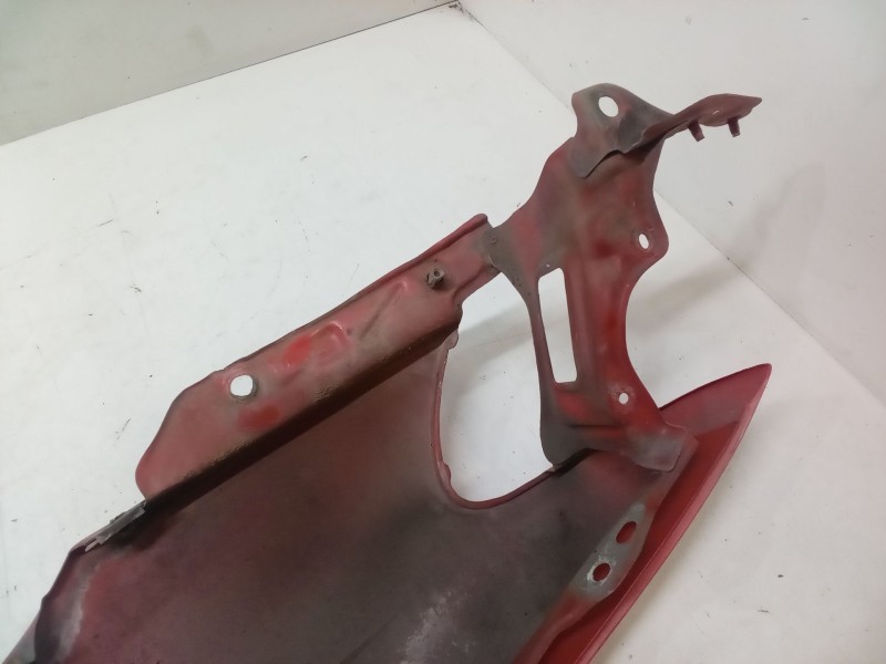 Recambio de aleta delantera derecha para toyota corolla station wagon (_e10_) 1.3 xli (ee101_) referencia OEM IAM   