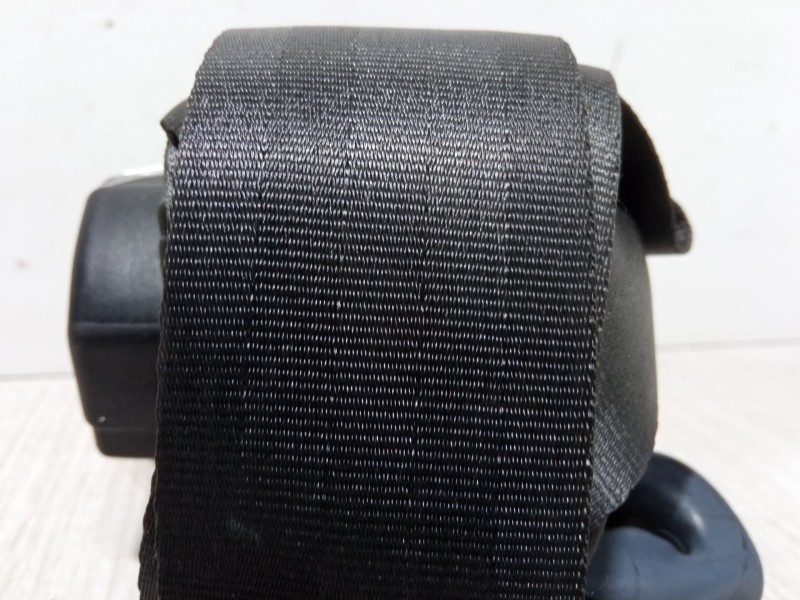 Recambio de cinturon con pretensor delantero izquierdo para peugeot 307 (3a/c) 1.6 16v referencia OEM IAM B507744  