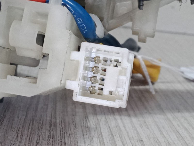 Recambio de mando luces para citroën c-crosser (vu_, vv_) 2.2 hdi referencia OEM IAM Consensordeángulodegiro  