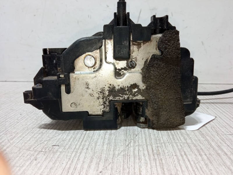 Recambio de cerradura puerta delantera derecha para renault scénic iii (jz0/1_) 1.6 dci (jz00, jz12) referencia OEM IAM   