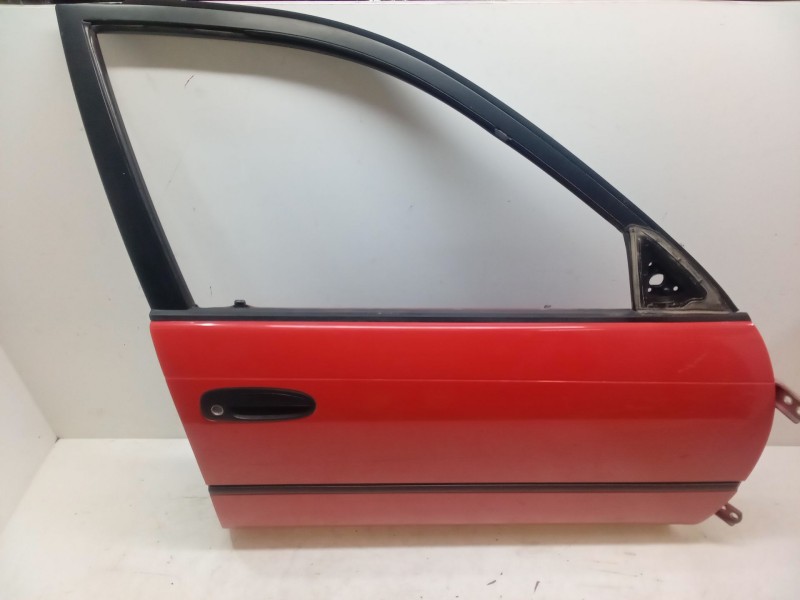Recambio de puerta delantera derecha para toyota corolla station wagon (_e10_) 1.3 xli (ee101_) referencia OEM IAM   