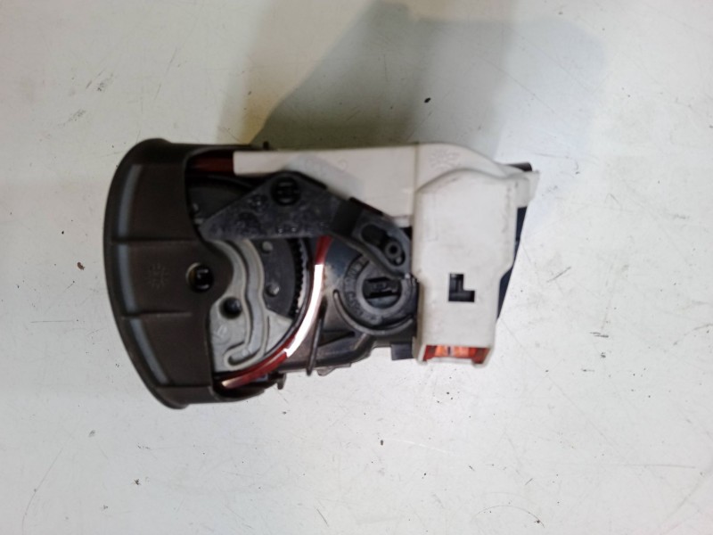 Recambio de aireador derecho para volkswagen passat b5.5 (3b3) 1.9 tdi 4motion referencia OEM IAM   