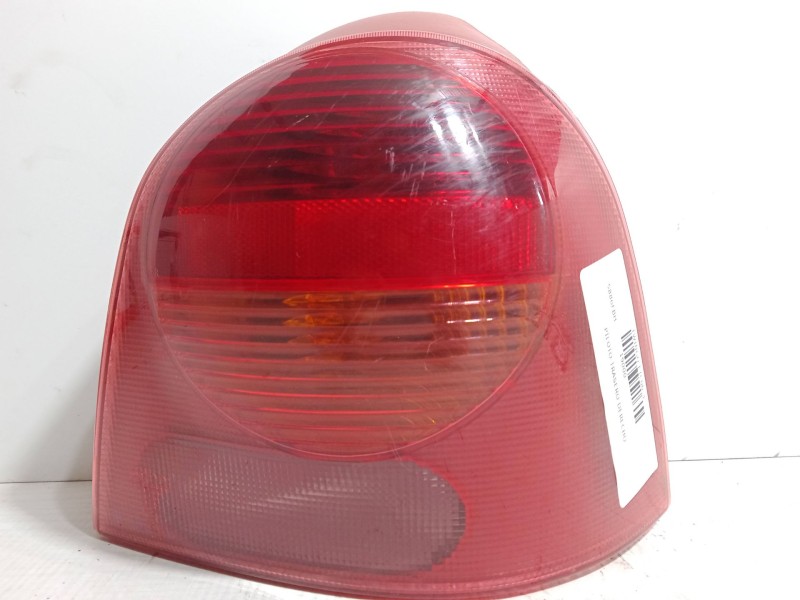 Recambio de piloto trasero derecho para renault twingo i (c06_) 1.2 16v (c06c, c06d, c06k) referencia OEM IAM    Recambio de piloto trasero derecho para renault twingo i (c06_) 1.2 16v (c06c, c06d, c06k) referencia OEM IAM