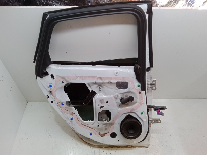Recambio de puerta trasera izquierda para opel astra j (p10) 1.6 (68) referencia OEM IAM   