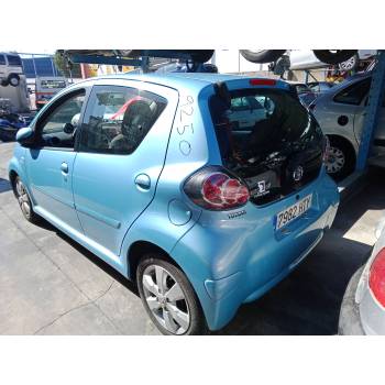 TOYOTA AYGO (_B1_) de desguace