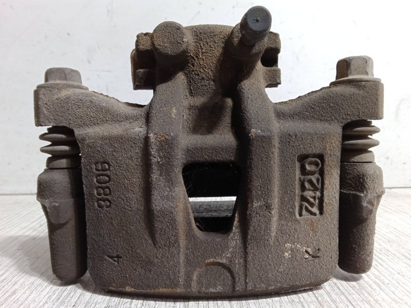 Recambio de pinza freno trasera derecha para citroën c-crosser (vu_, vv_) 2.2 hdi referencia OEM IAM   