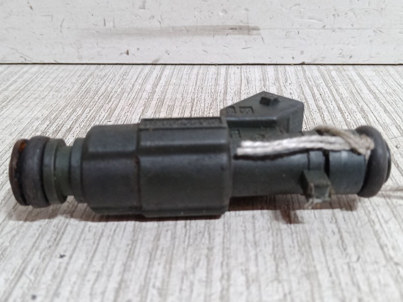 Recambio de inyector para seat ibiza ii (6k1) 1.4 i referencia OEM IAM   