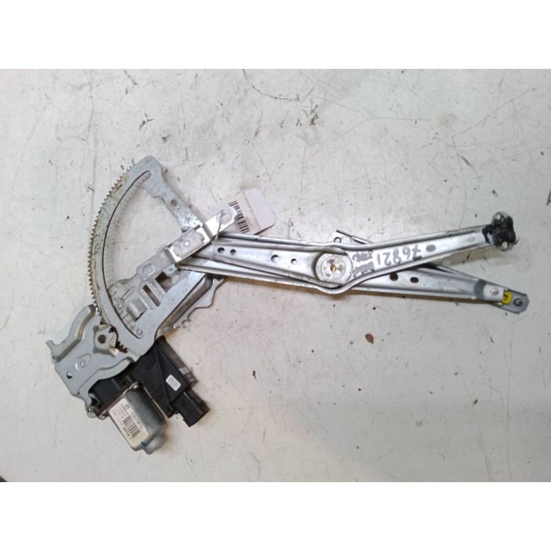 Recambio de elevalunas electrico delantero izquierdo para opel corsa c (x01) 1.2 (f08, f68) referencia OEM IAM   