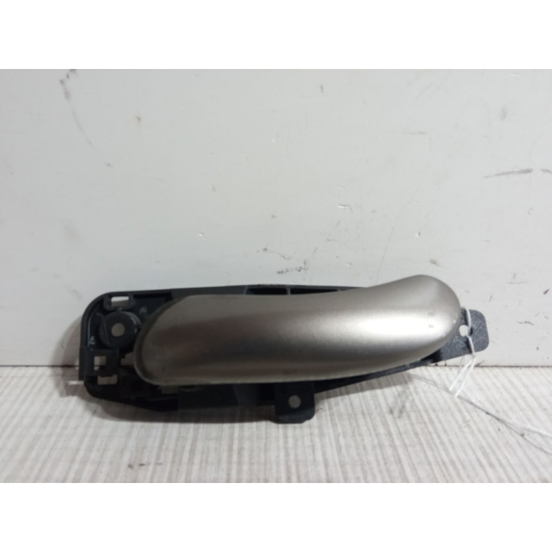 Recambio de maneta interior puerta delantera izquierda para fiat stilo (192_) 1.9 jtd (192_xe1a) referencia OEM IAM   