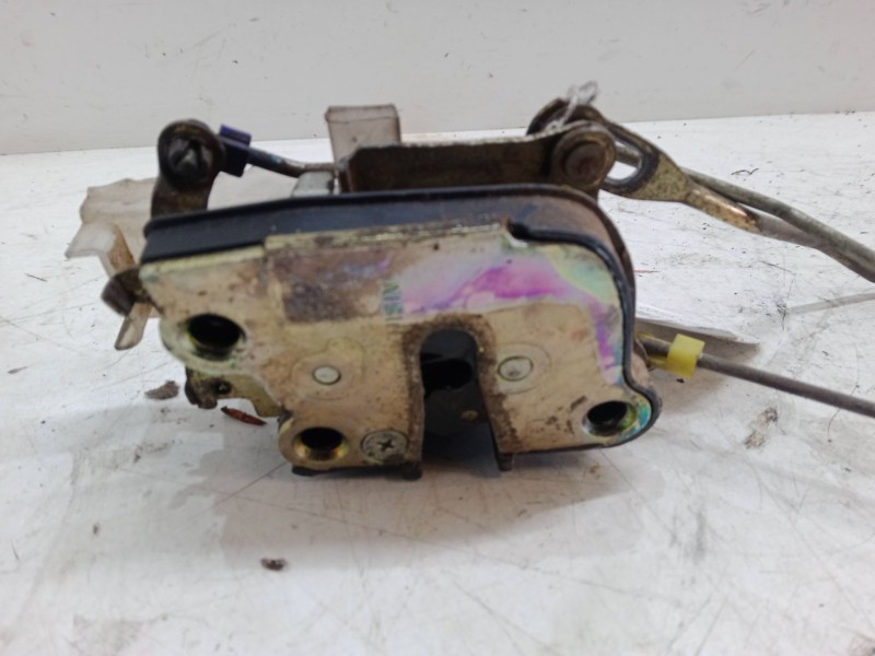 Recambio de cerradura puerta delantera izquierda para toyota corolla station wagon (_e10_) 1.3 xli (ee101_) referencia OEM IAM  