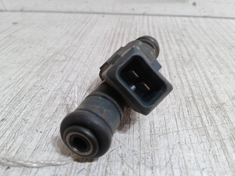 Recambio de inyector para seat ibiza ii (6k1) 1.4 i referencia OEM IAM 030906031J  