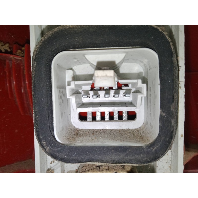 Recambio de piloto trasero derecho para renault twingo i (c06_) 1.2 16v (c06c, c06d, c06k) referencia OEM IAM    Recambio de piloto trasero derecho para renault twingo i (c06_) 1.2 16v (c06c, c06d, c06k) referencia OEM IAM
