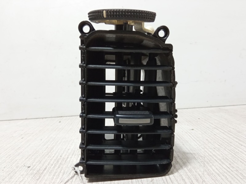 Recambio de aireador central izquierdo para kia rio ii (jb) 1.4 16v referencia OEM IAM 1G974-10000  