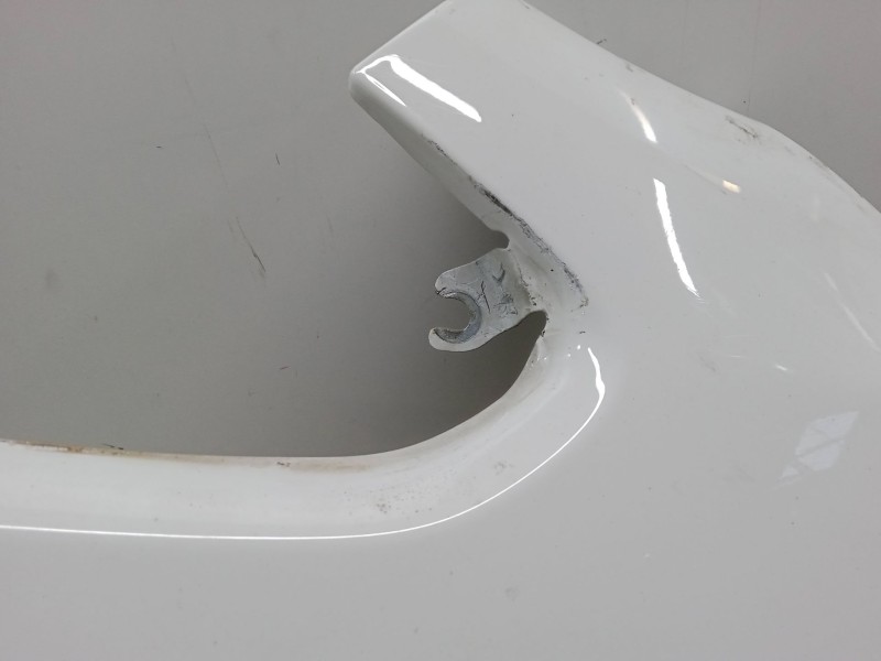 Recambio de aleta delantera derecha para opel astra j (p10) 1.6 (68) referencia OEM IAM   