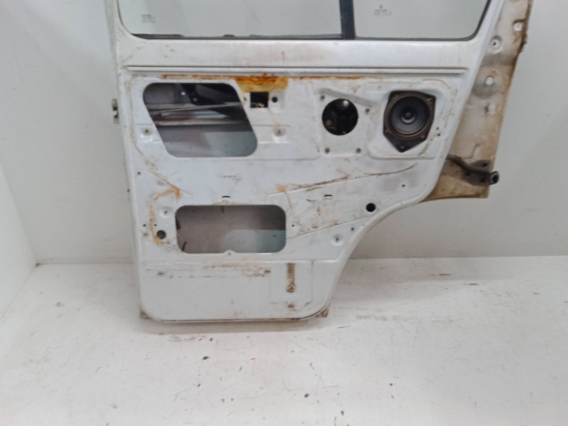 Recambio de puerta delantera izquierda para renault trafic autobús (t_, p_, v_) 2.1 d referencia OEM IAM   