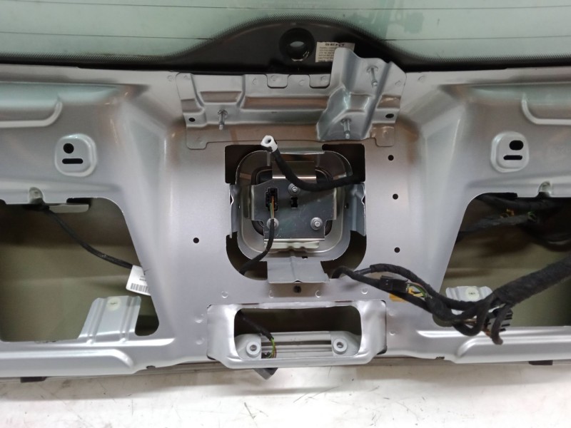 Recambio de porton trasero para seat ibiza iv sc (6j1, 6p5) 1.4 tdi referencia OEM IAM   