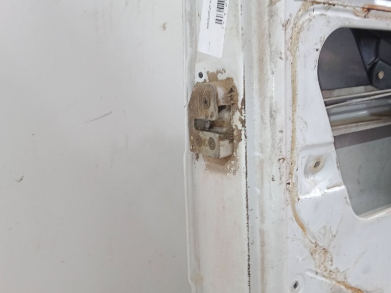 Recambio de puerta delantera izquierda para renault trafic autobús (t_, p_, v_) 2.1 d referencia OEM IAM   