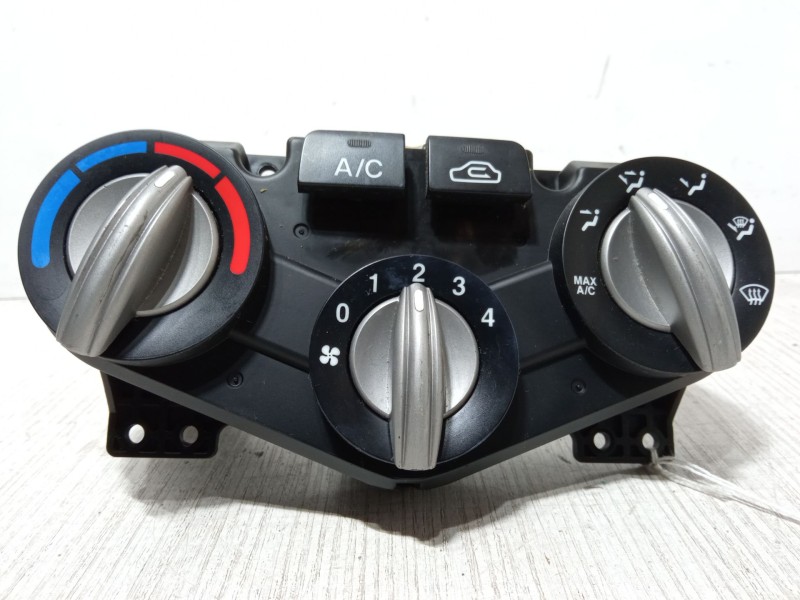 Recambio de mando climatizador para kia rio ii (jb) 1.4 16v referencia OEM IAM MA2DG9101639  