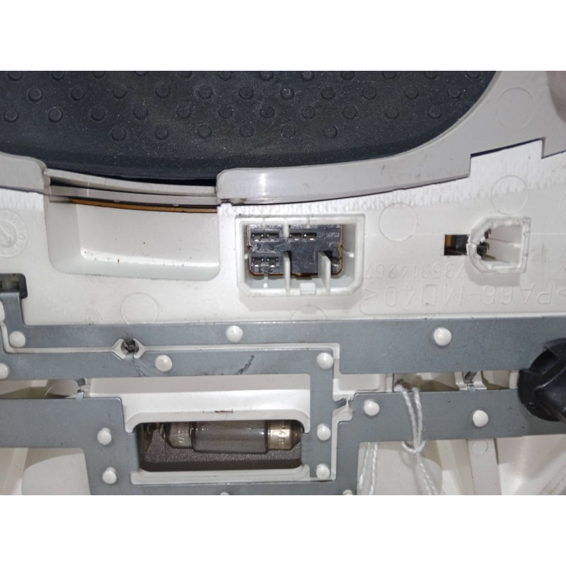 Recambio de luz interior delantera para fiat stilo (192_) 1.9 jtd (192_xe1a) referencia OEM IAM 08860000  