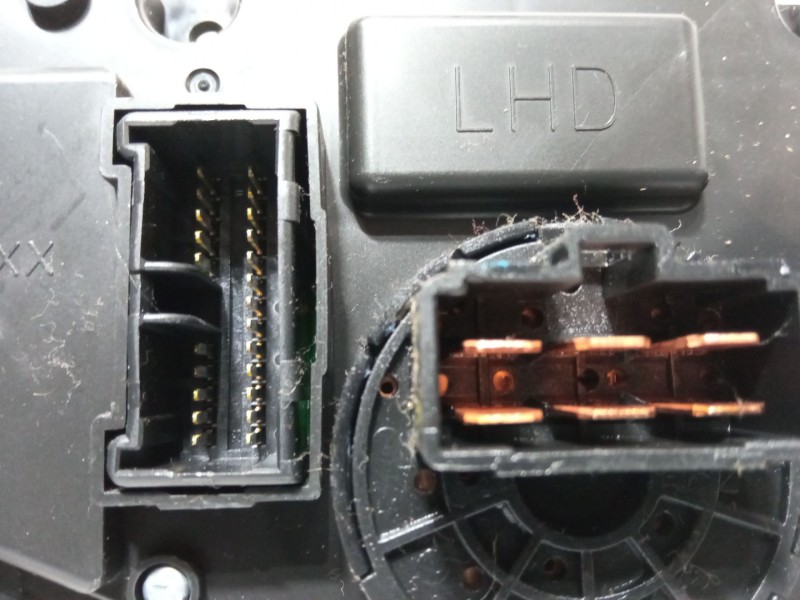 Recambio de mando climatizador para kia rio ii (jb) 1.4 16v referencia OEM IAM MA2DG9101639  