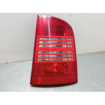 PILOTO TRASERO DERECHO 1U9945096 