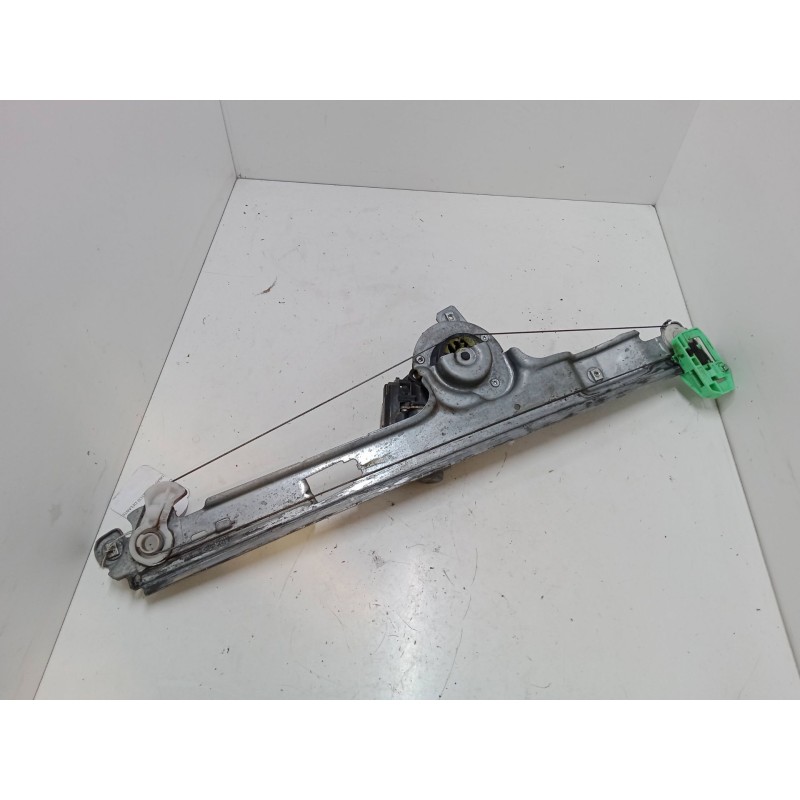 Recambio de elevalunas electrico delantero derecho para renault scénic ii (jm0/1_) 1.6 16v (jm1r) referencia OEM IAM 440726J4  