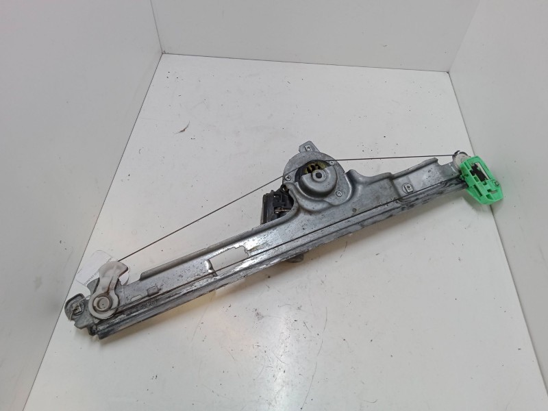 Recambio de elevalunas electrico delantero derecho para renault scénic ii (jm0/1_) 1.6 16v (jm1r) referencia OEM IAM 440726J4  