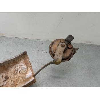 REFUERZO PARAGOLPES DELANTERO 