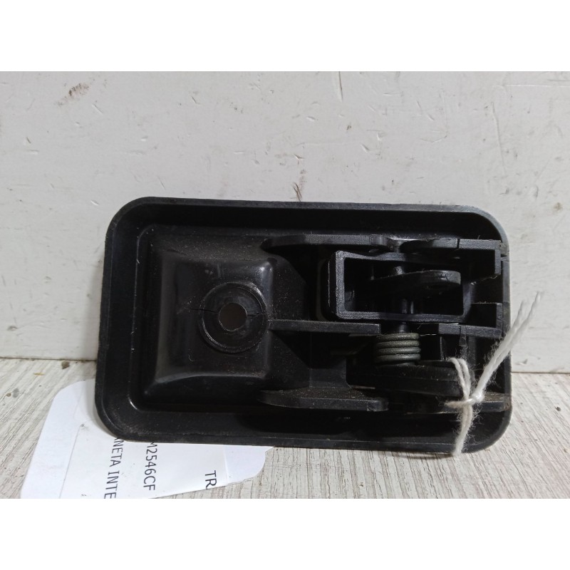 Recambio de maneta interior puerta delantera izquierda para renault trafic autobús (t_, p_, v_) 2.1 d referencia OEM IAM   