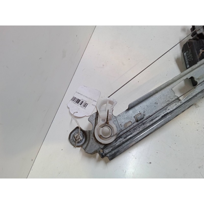 Recambio de elevalunas electrico delantero derecho para renault scénic ii (jm0/1_) 1.6 16v (jm1r) referencia OEM IAM 440726J4  