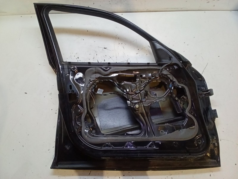 Recambio de puerta delantera izquierda para bmw 1 (e87) 118 d referencia OEM IAM   