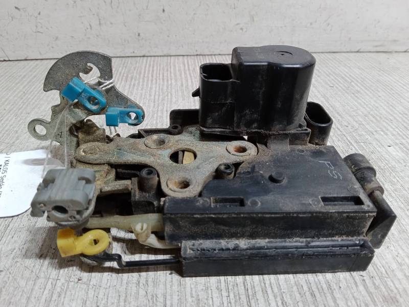 CERRADURA PUERTA DELANTERA IZQUIERDA 