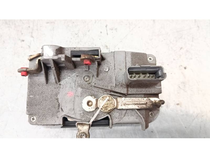 CERRADURA PUERTA DELANTERA IZQUIERDA 