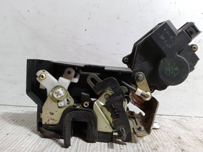 Recambio de cerradura puerta trasera izquierda para hyundai terracan (hp) 2.9 crdi 4wd referencia OEM IAM   