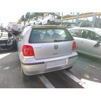 VOLKSWAGEN POLO (6N2)