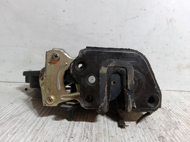 Recambio de cerradura puerta trasera izquierda para hyundai terracan (hp) 2.9 crdi 4wd referencia OEM IAM   