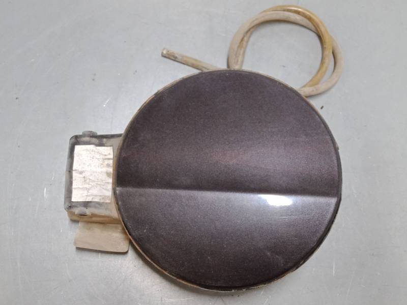 TAPA EXTERIOR COMBUSTIBLE 